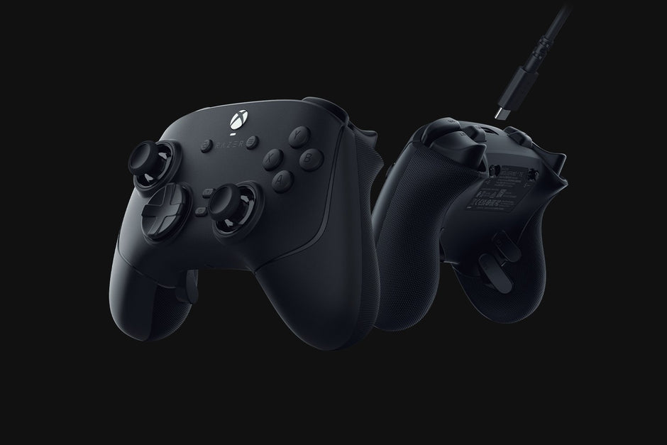 Razer Wolverine V3 Tournament Edition-Wired Gaming Controller for Xbox Series X|S & PC-Black-FRML Packaging